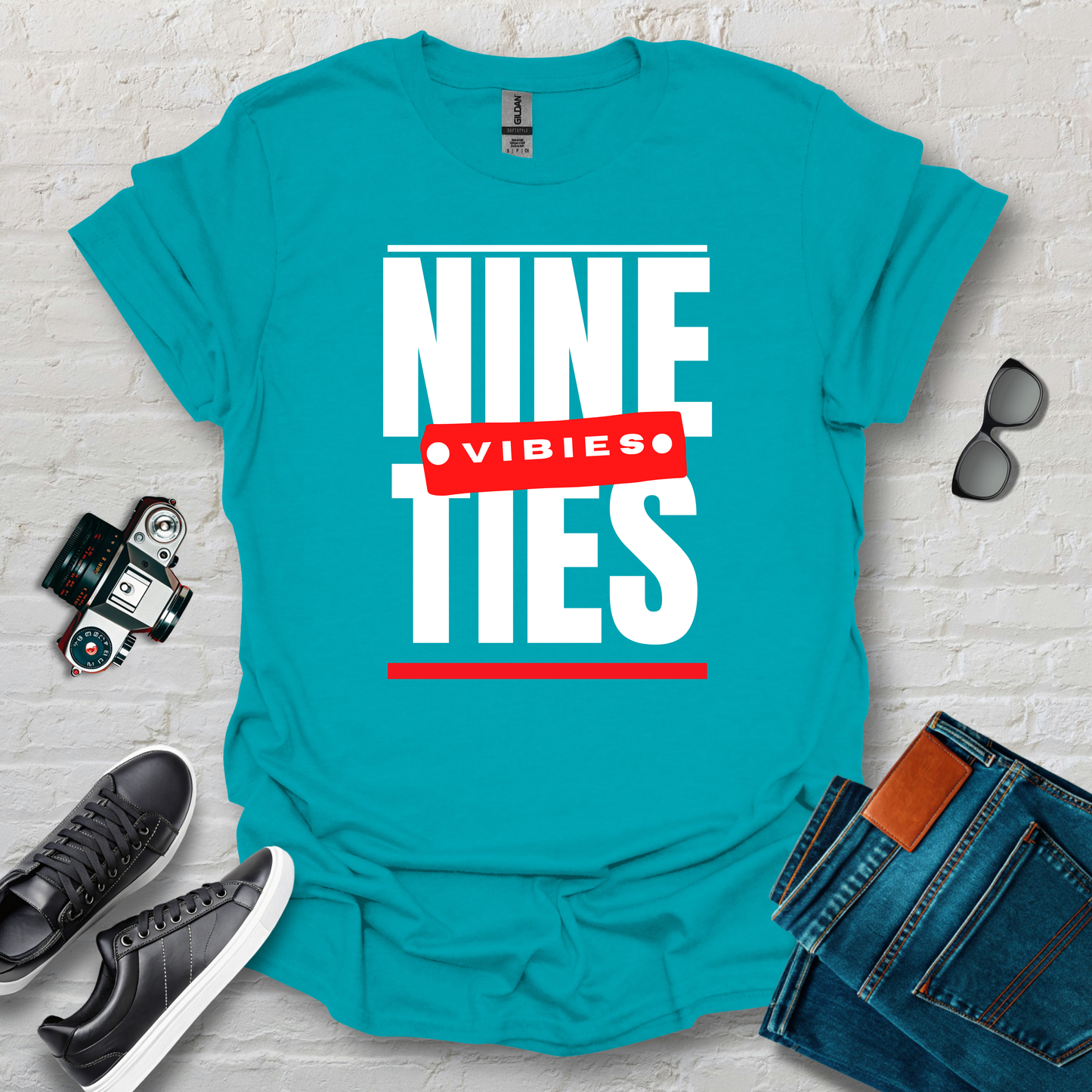 Nineties Vibes what else, white