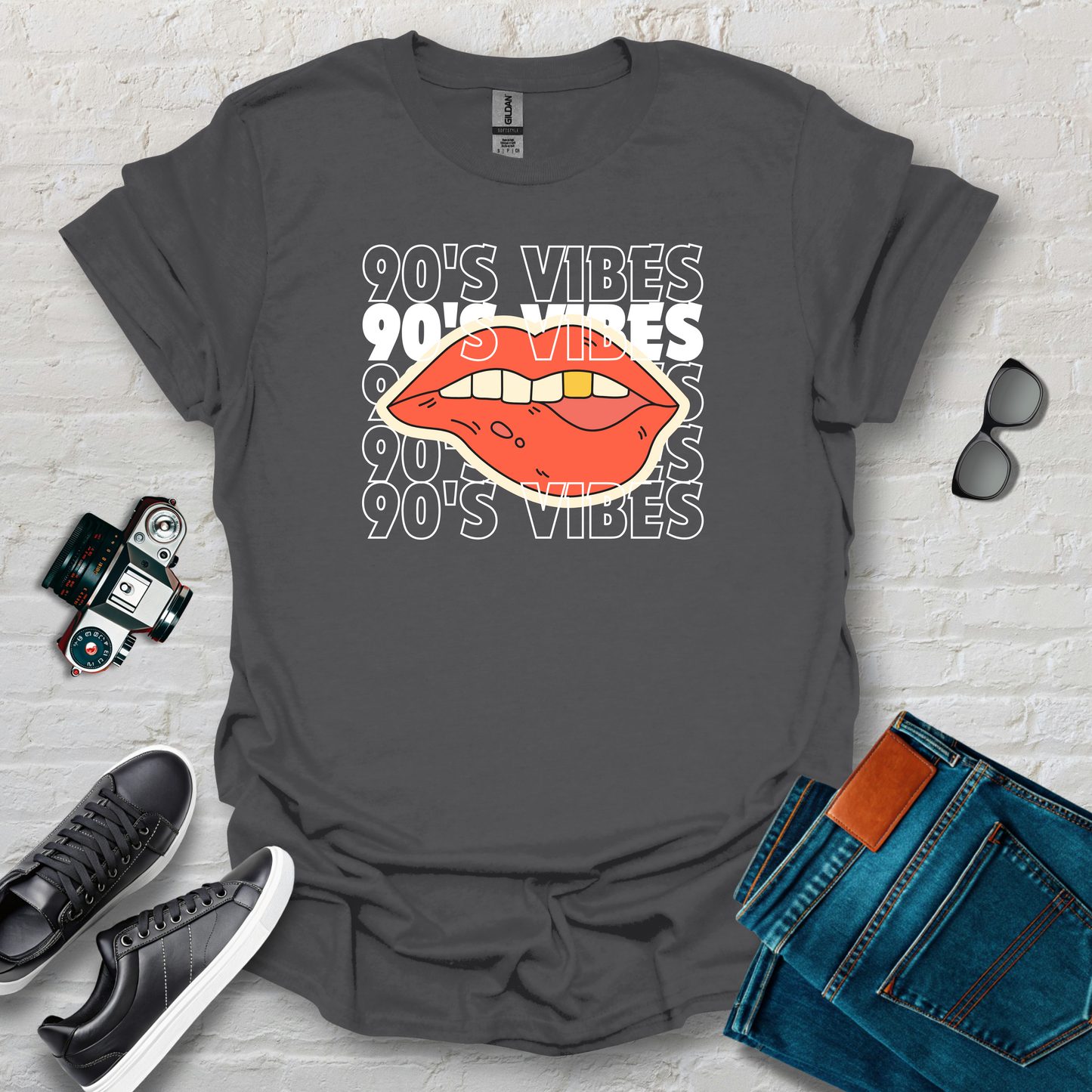 Mhmmm 90s vibes white