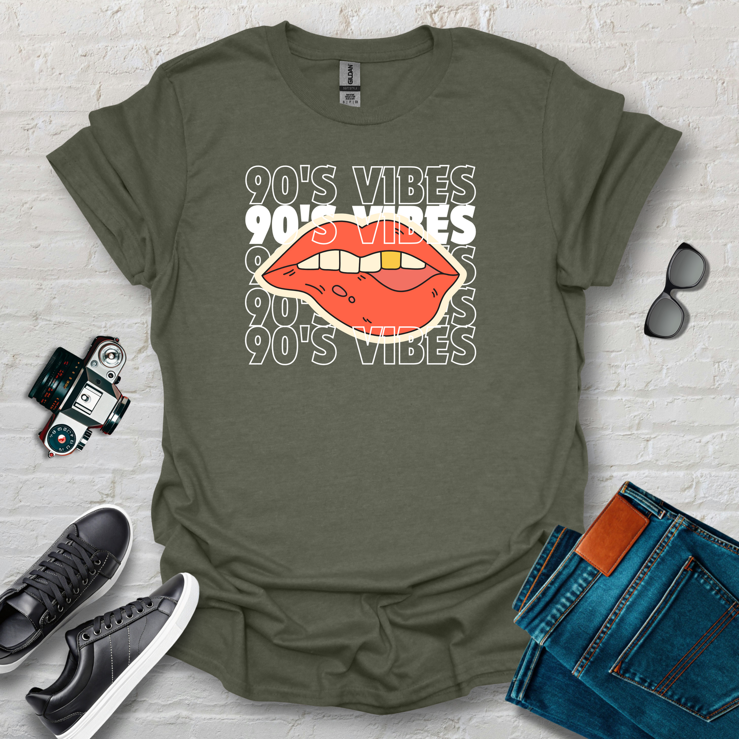 Mhmmm 90s vibes white