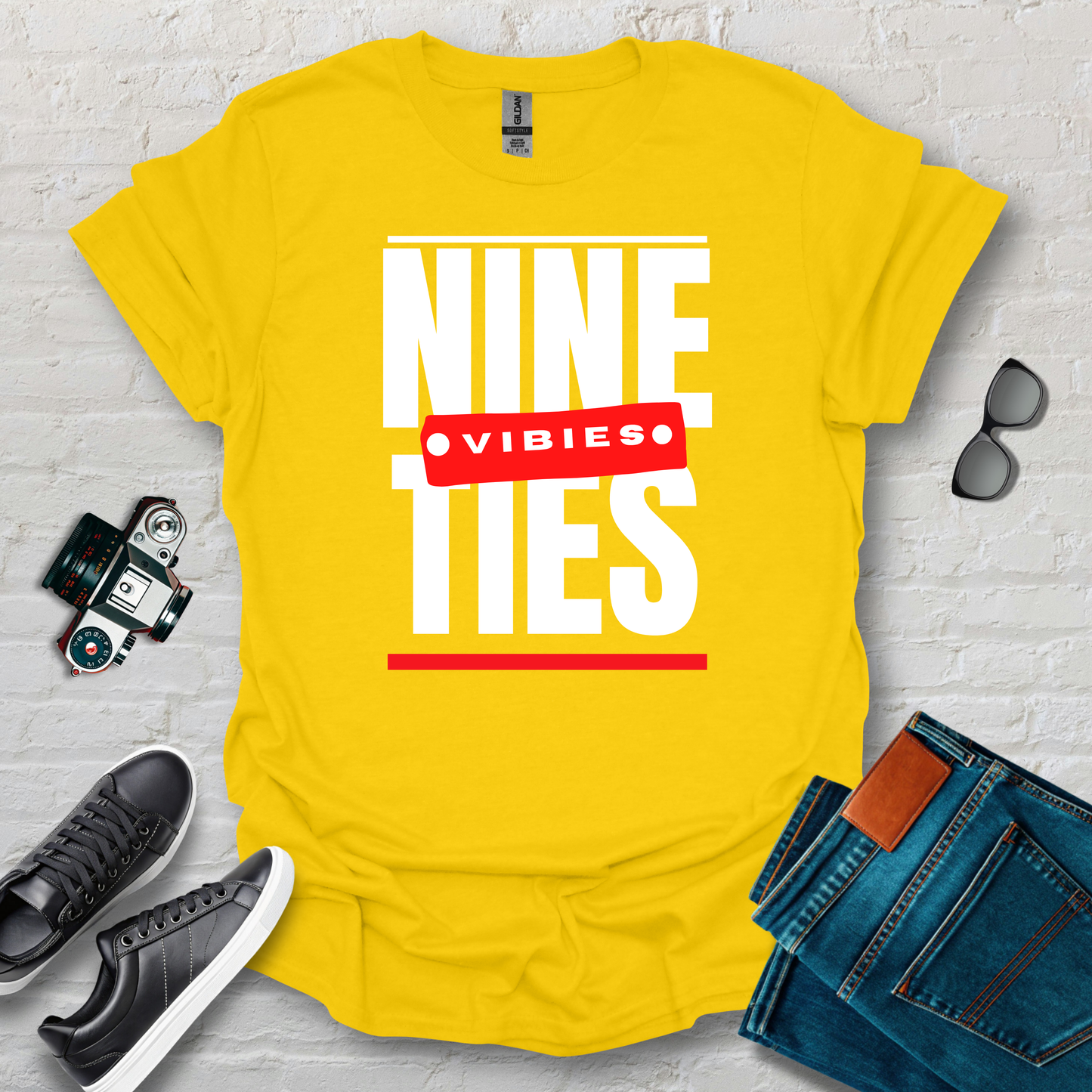 Nineties Vibes what else, white