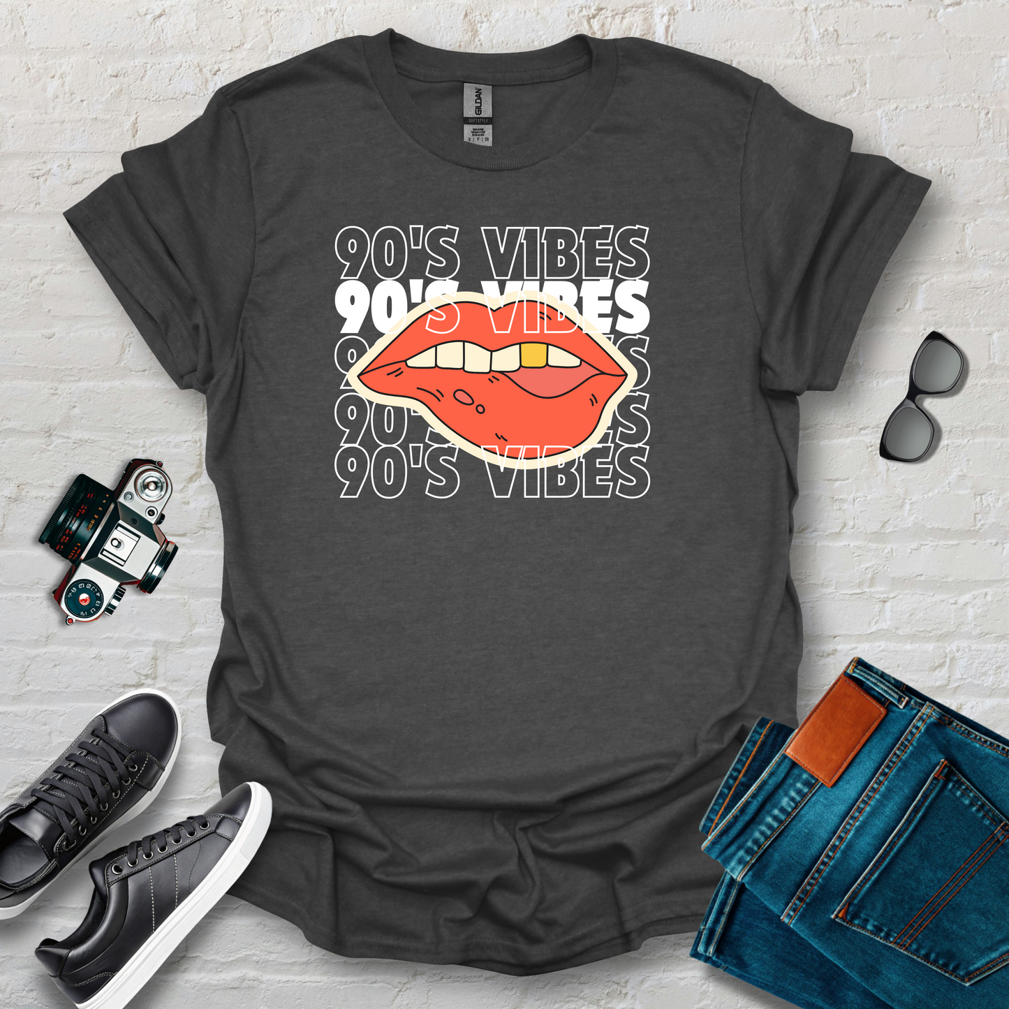 Mhmmm 90s vibes white